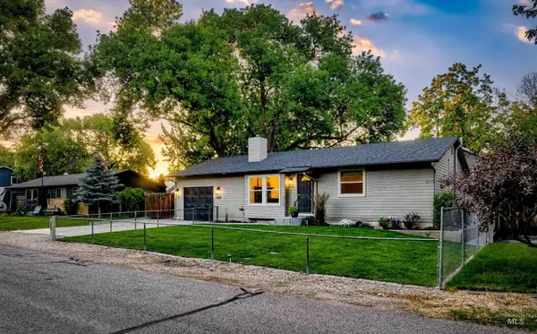2880 W Bellomy Ln, Boise, ID 83703