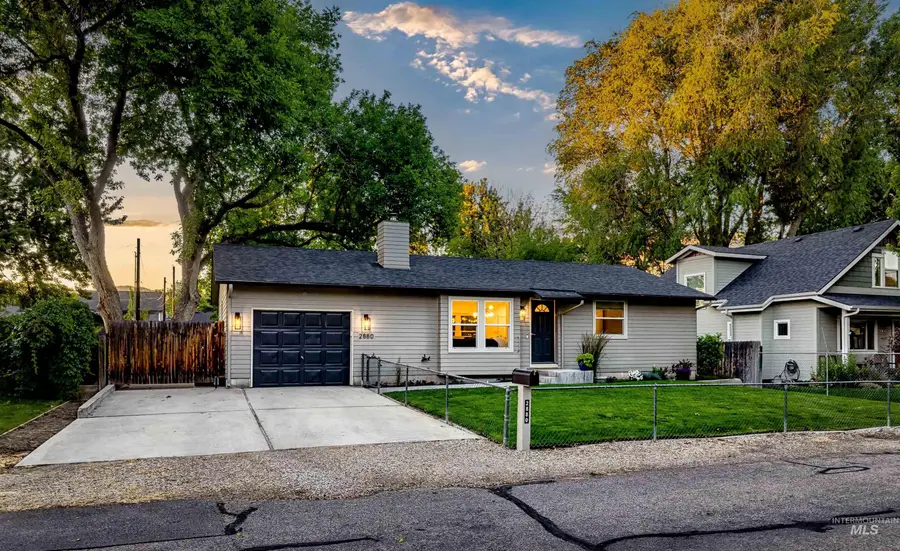 2880 W Bellomy Ln, Boise, ID 83703 - #2
