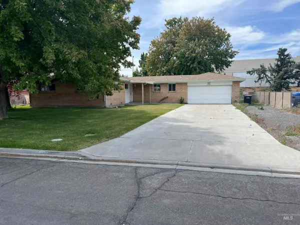 1340 Lawndale, Twin Falls, ID 83301