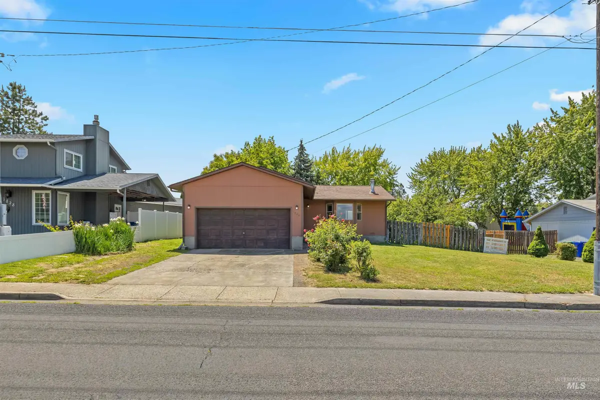 1826 Powers Avenue, Lewiston, ID 83501 - #1