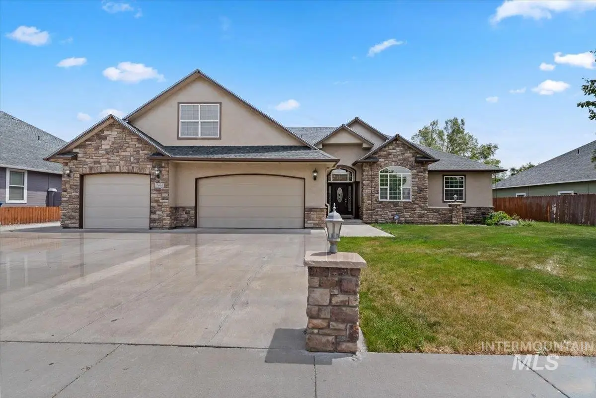 2164 NE Onati Ave, Mountain Home, ID 83647 - #1