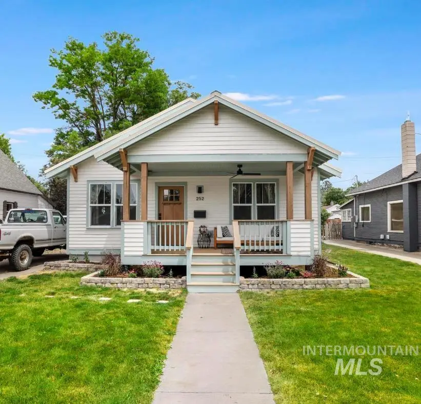 252 7th Ave N, Twin Falls, ID 83301 - #1