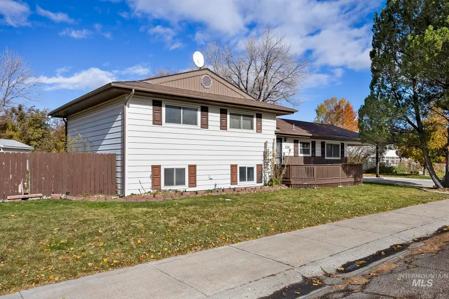 320 E 23rd Dr, Burley, ID 83318 - #2