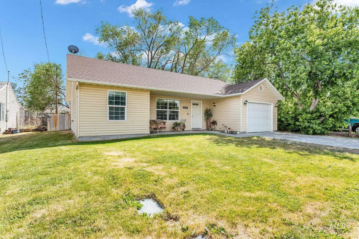 1532 E 3rd Ave, Twin Falls, ID 83301 - #1