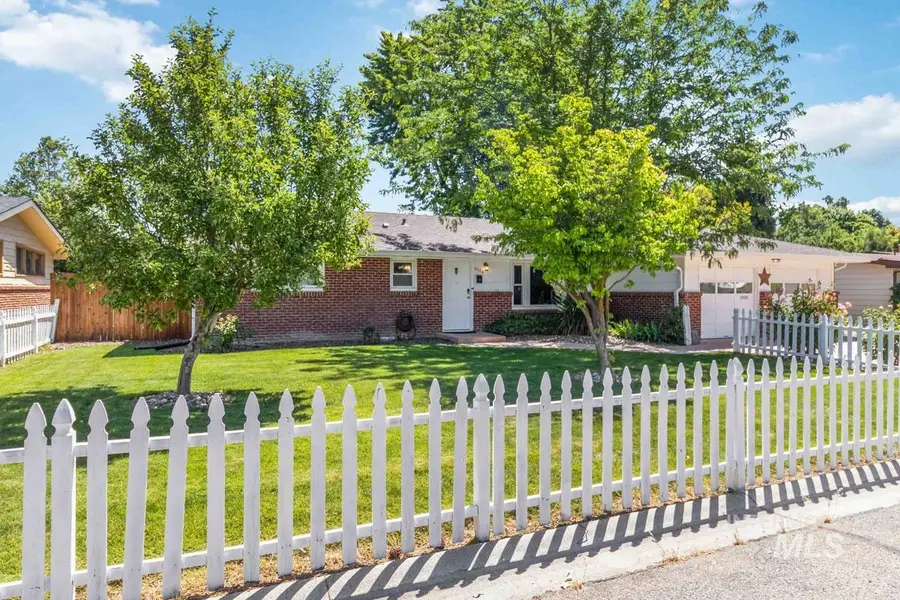 2724 S Meadowbrook Dr., Boise, ID 83705 - #3