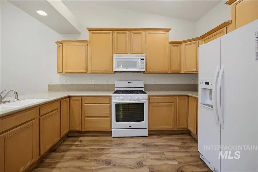 8163 W Beckton, Garden City, ID 83714 - #3