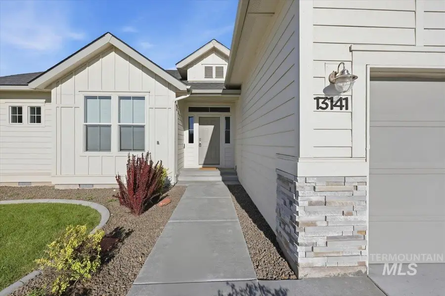 13141 S Coquille River Ave, Nampa, ID 83651 - #3