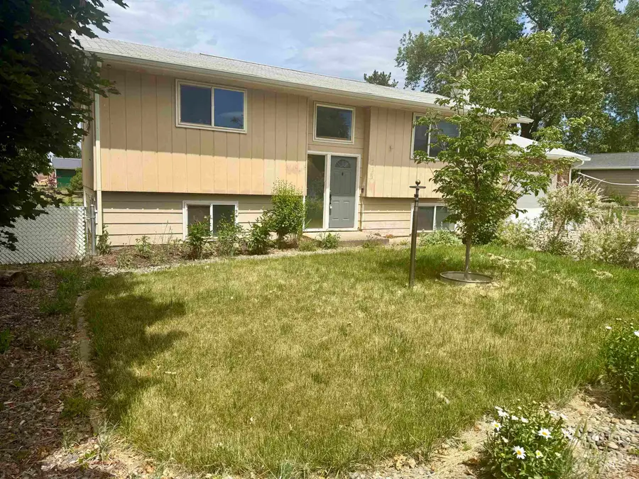 735 Burrell Ave, Lewiston, ID 83501 - #2