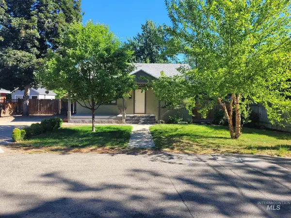 8002 W Holt Street, Boise, ID 83704