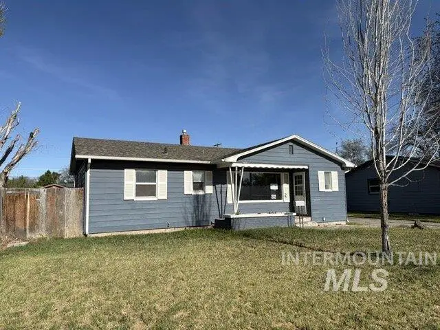 860 N 9th E, Mountain Home, ID 83647 - #2