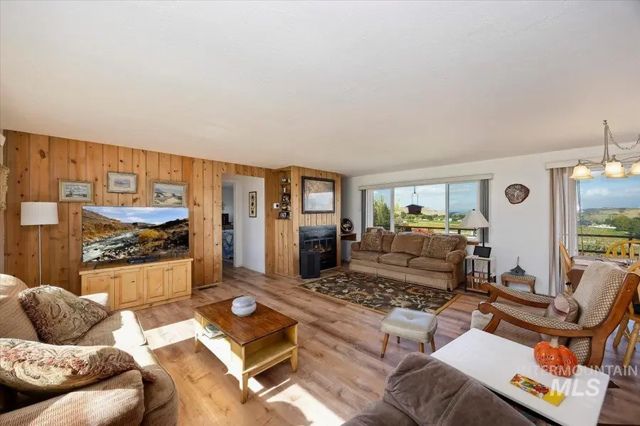 982 A E 2700 S, Hagerman, ID 83332 - #3