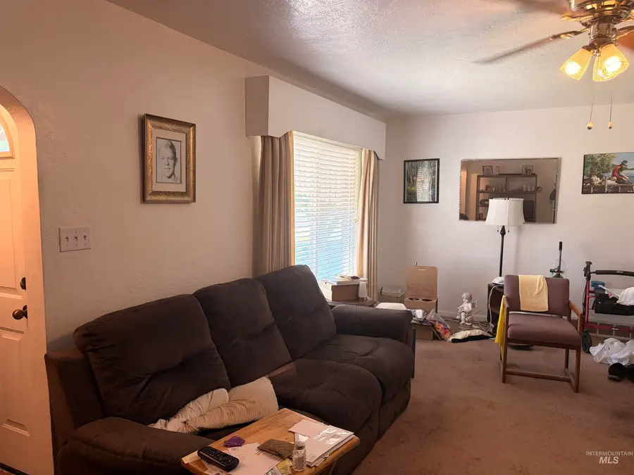 847 Locust Street, Twin Falls, ID 83301 - #2