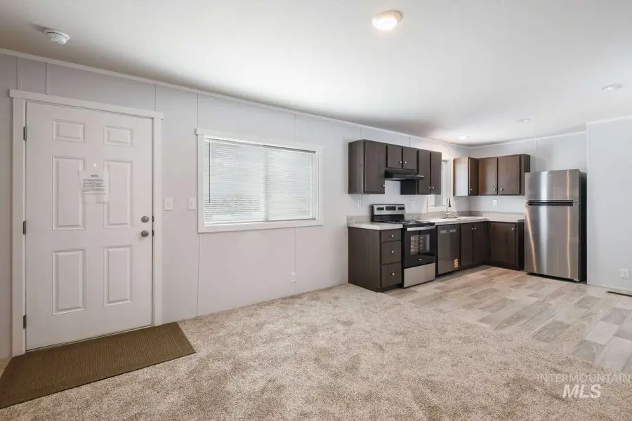 8140 N Andy Ln, Garden City, ID 83714 - #3