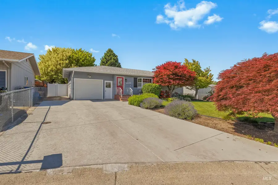 1122 Linden Dr, Lewiston, ID 83501 - #2