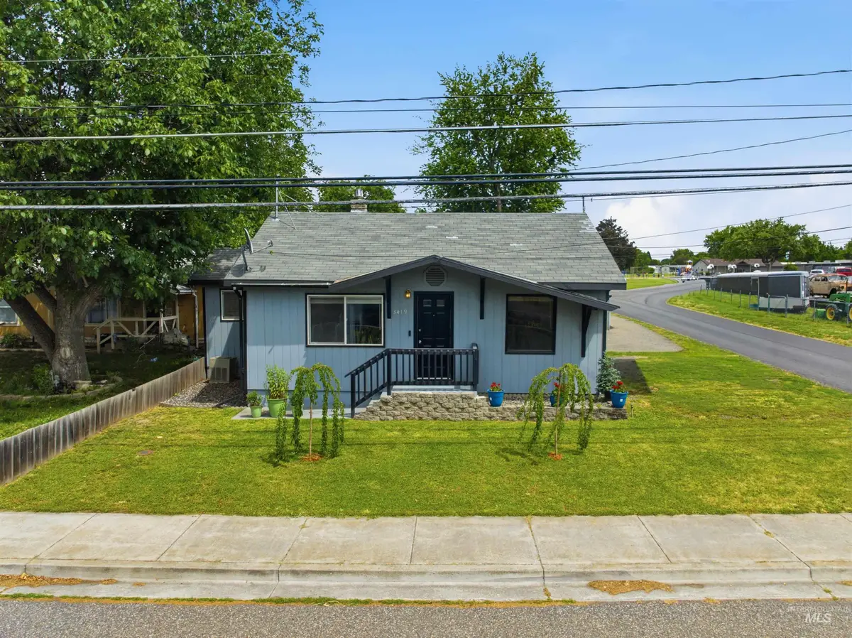 3419 8th St, Lewiston, ID 83501 - #1