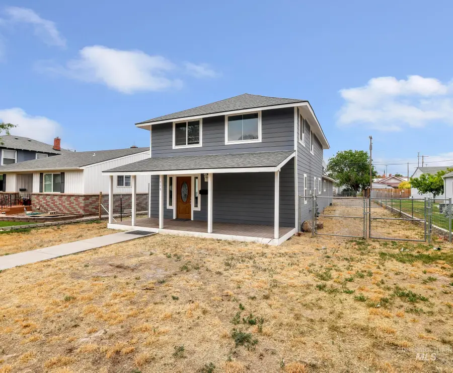 116 8th Ave, Buhl, ID 83316 - #3