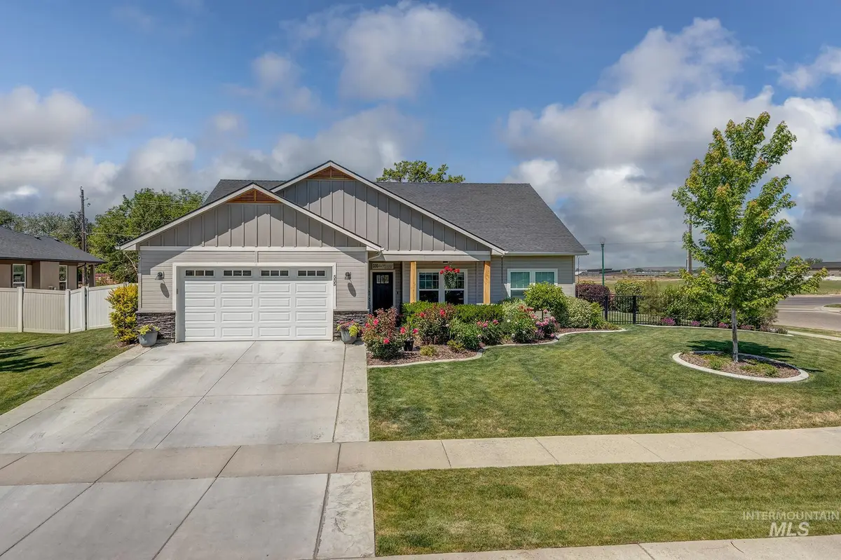 555 Syringa Falls Ct, Fruitland, ID 83619 - #1