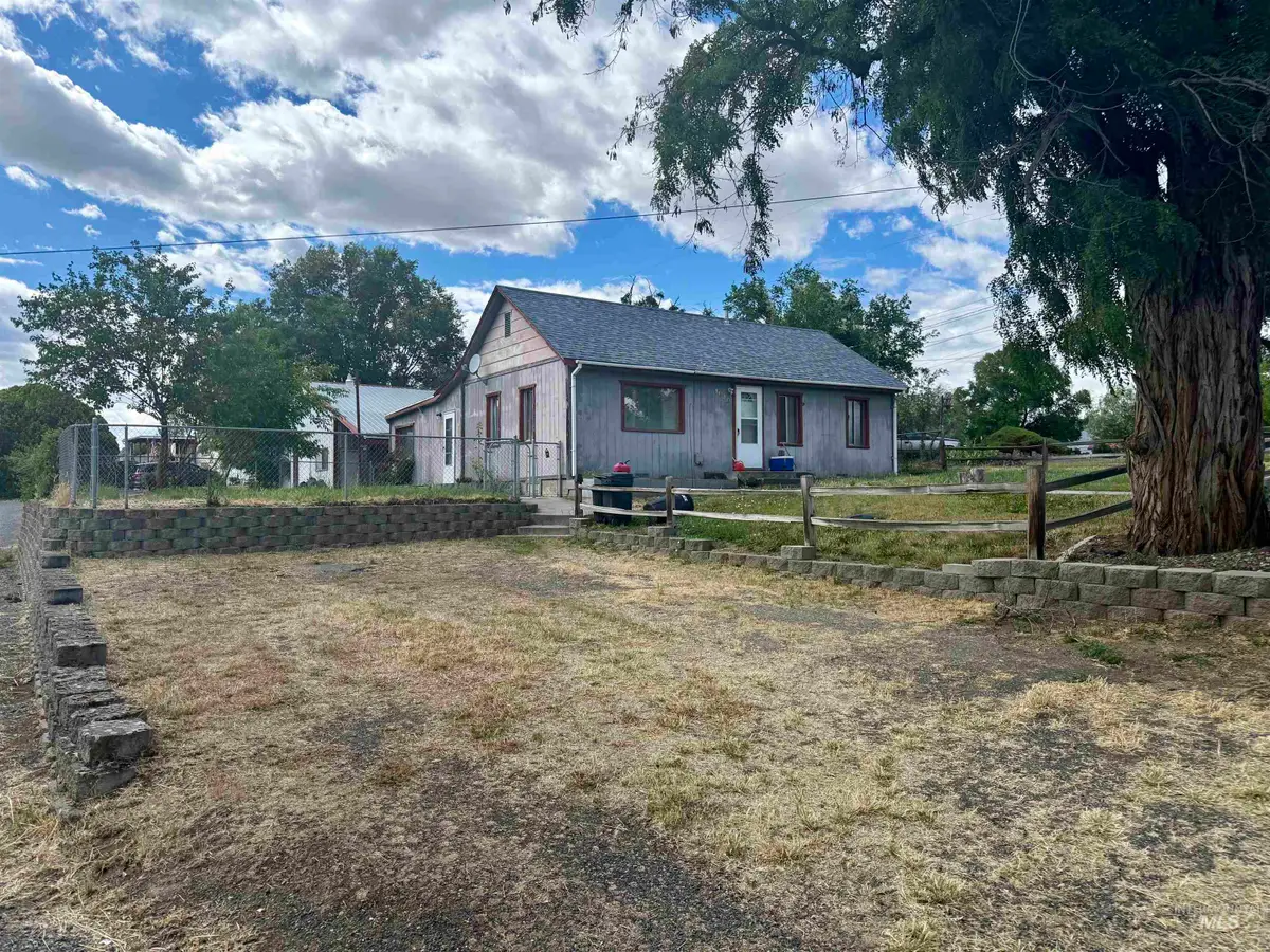 1040 Bridger Ln, Clarkston, WA 99403 - #1