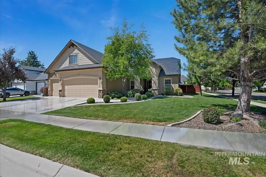 1112 E Kaibab Trail Dr, Meridian, ID 83646 - #2