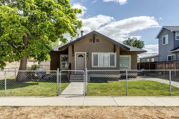 707 E Denver, Caldwell, ID 83605