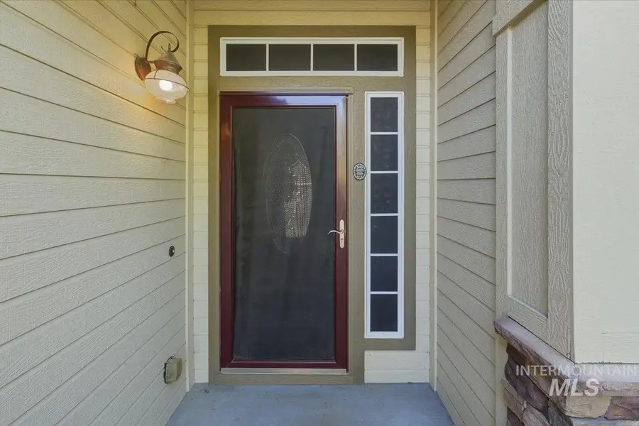 940 S Sockeye Way, Meridian, ID 83642 - #3
