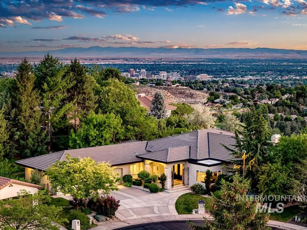 1545 E Nines Point Ln, Boise, ID 83702 - #1