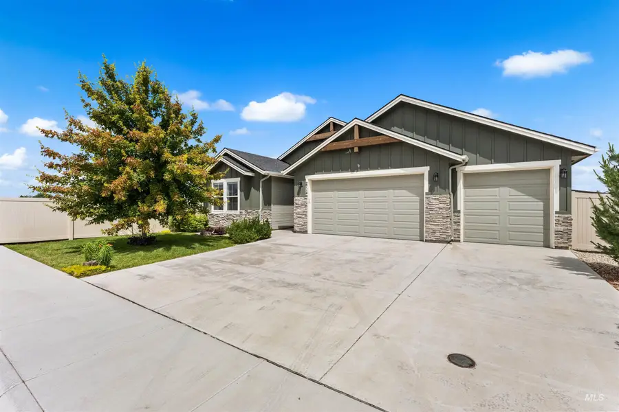 2714 E Gypsum St, Nampa, ID 83686 - #2