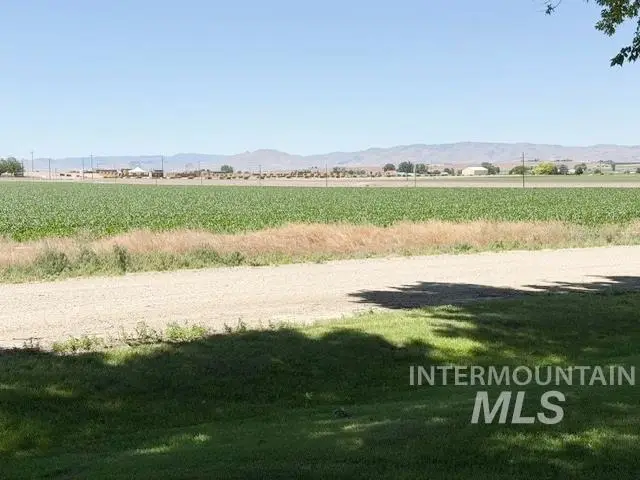 8862 Ponderosa Dr, Nampa, ID 83686 - #2