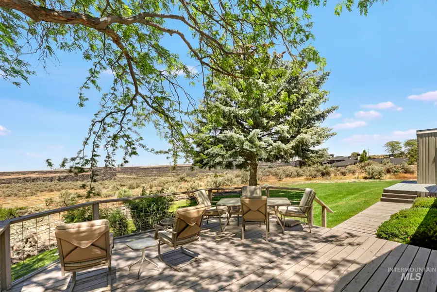 4102 N Canyon Ridge Dr, Twin Falls, ID 83301 - #2