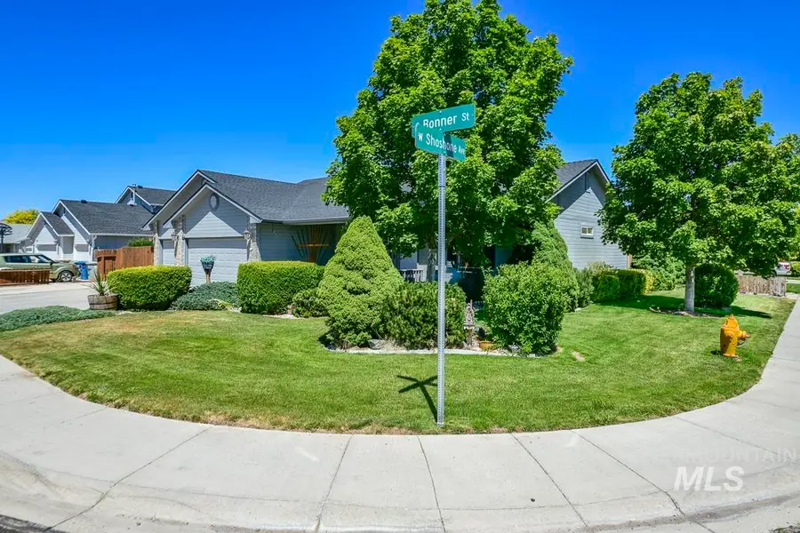 20 S. Bonner Street, Nampa, ID 83651 - #2