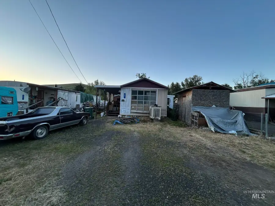 307 & 309 Main Street, Culdesac, ID 83524 - #3