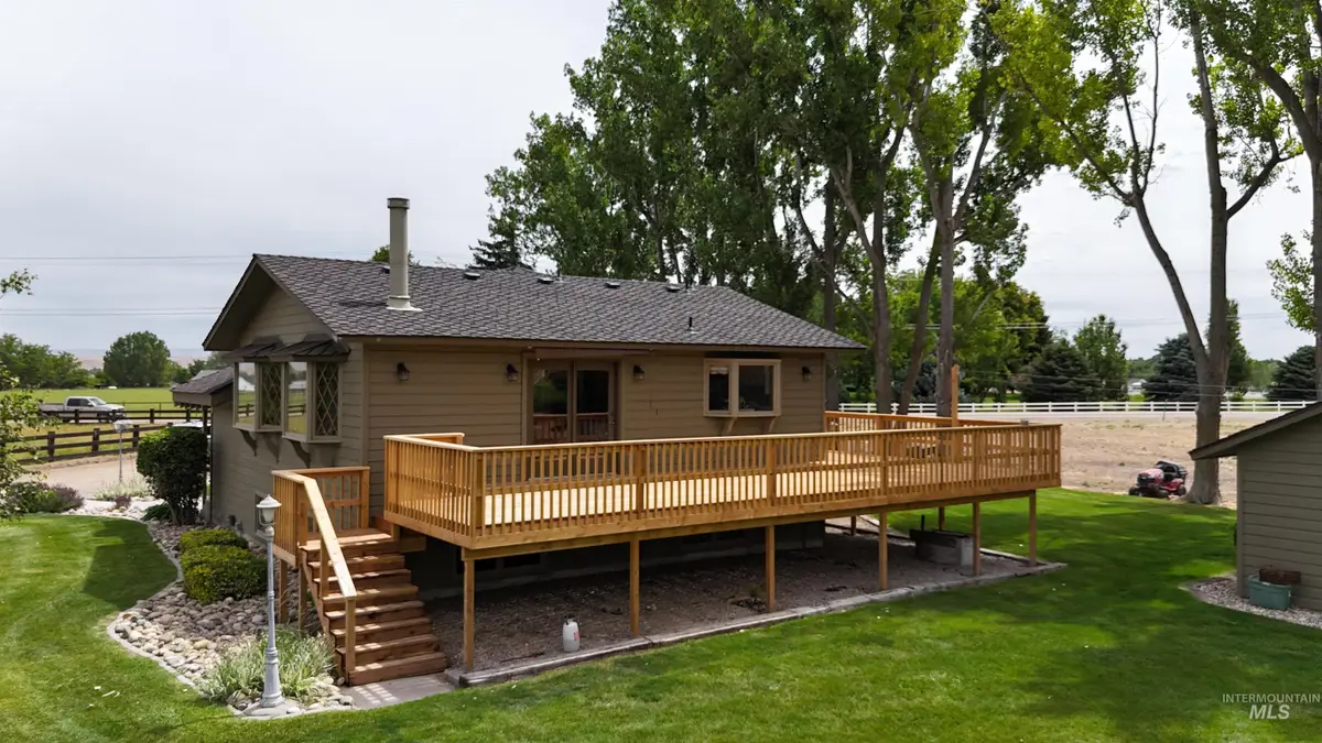 5537 Highway 30 S, New Plymouth, ID 83655 - #1