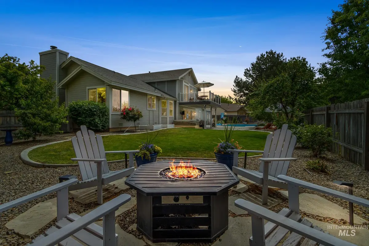 3661 W Woodmont Dr, Meridian, ID 83646 - #1