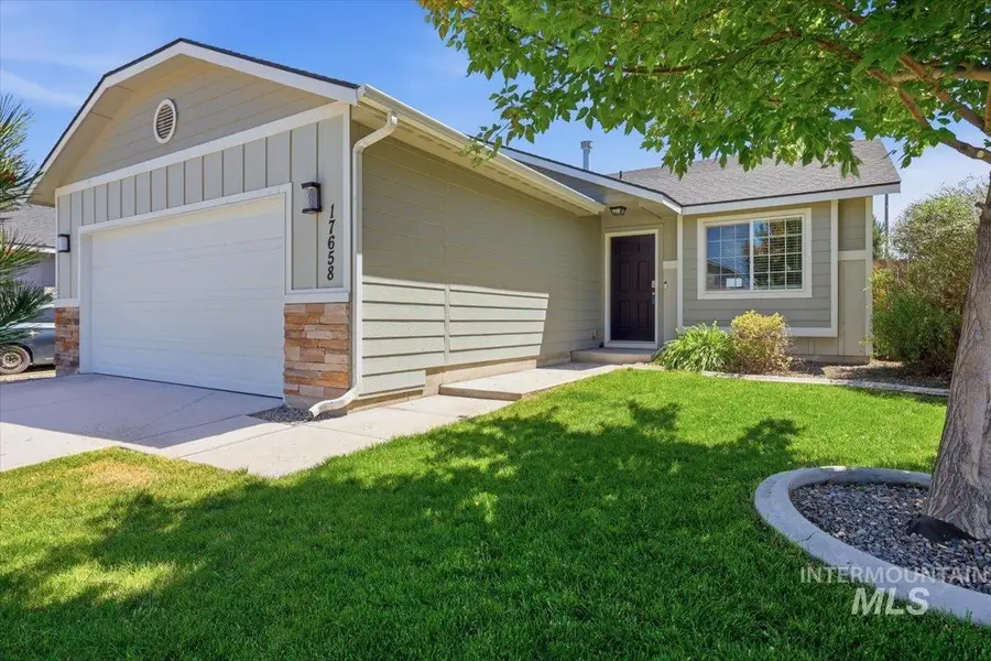 17658 Mountain Springs Ave, Nampa, ID 83687 - #2