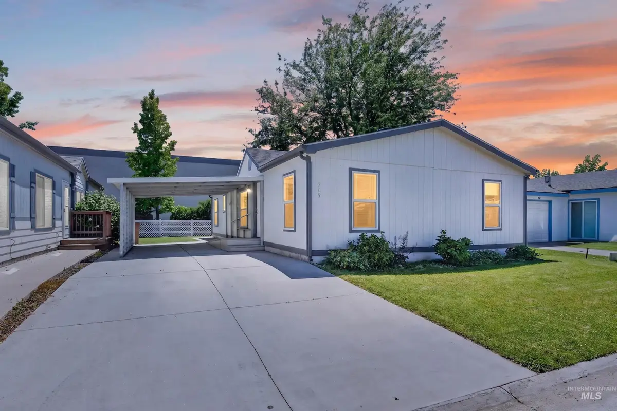 709 Liberty Ln, Emmett, ID 83617 - #1