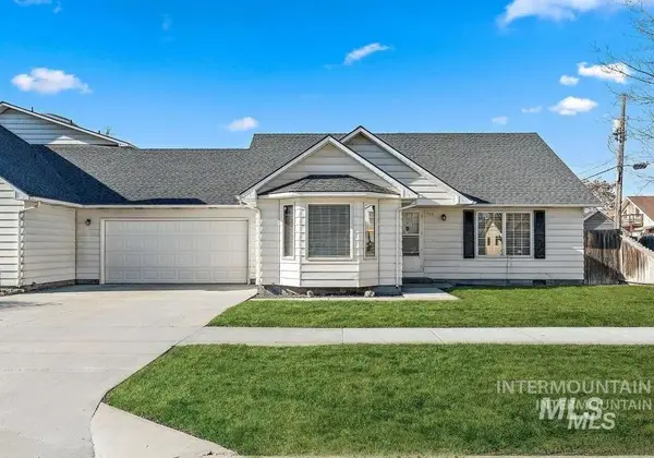 716 S 9th Ave, Caldwell, ID 83605