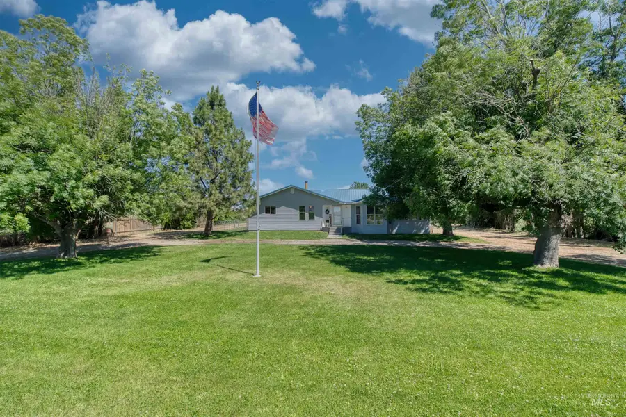 3592 W Idaho Blvd, Emmett, ID 83617 - #2