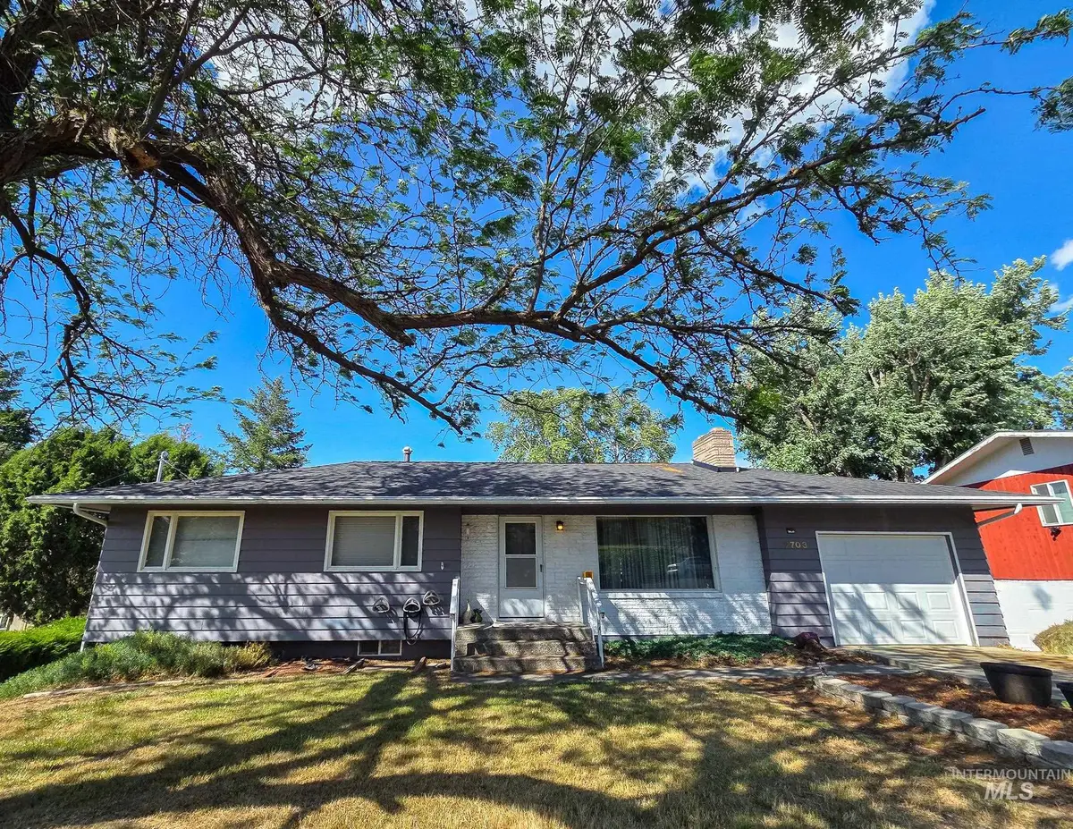 2703 Willow Dr, Lewiston, ID 83501 - #1