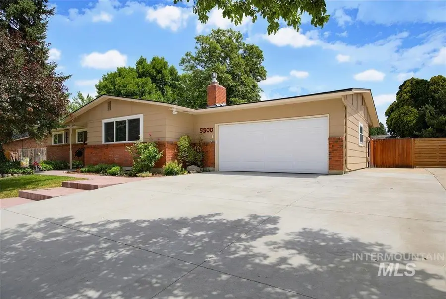 5300 N Warrington Dr., Boise, ID 83704 - #2