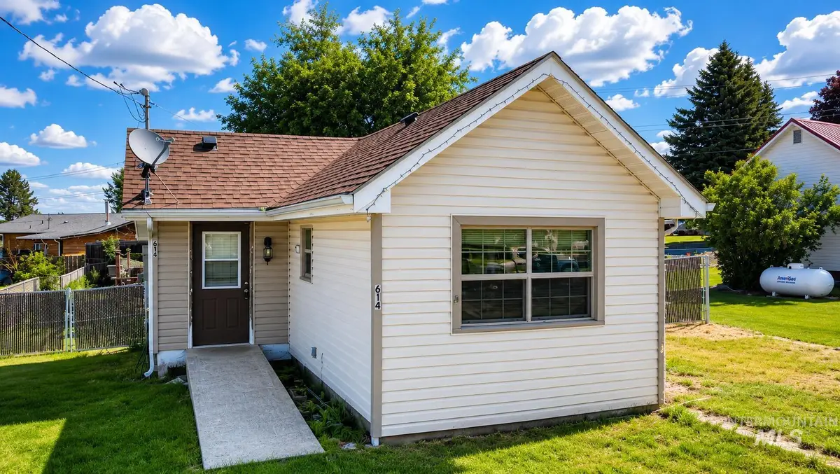 614 Florence Ave, Craigmont, ID 83523 - #1