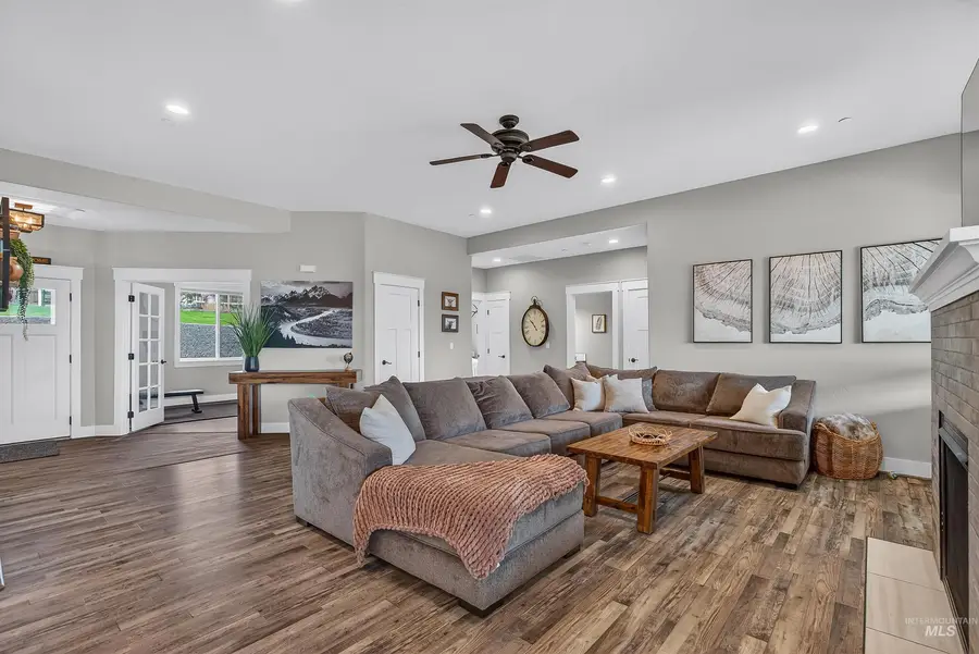 3828 Barr Rd., Lewiston, ID 83501 - #3