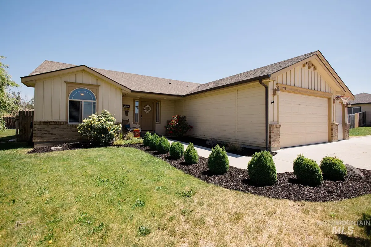 280 NE Greystone Loop, Mountain Home, ID 83647 - #1