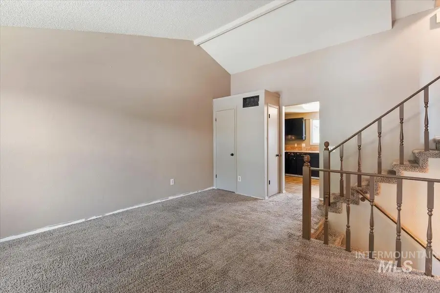 6498 W Denton St, Boise, ID 83704 - #3