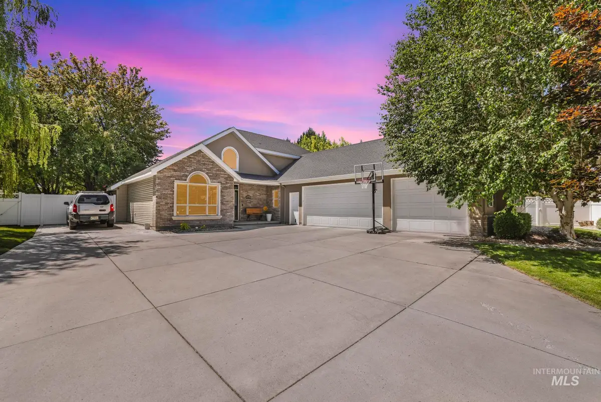 663 Cento Ct, Twin Falls, ID 83301 - #1
