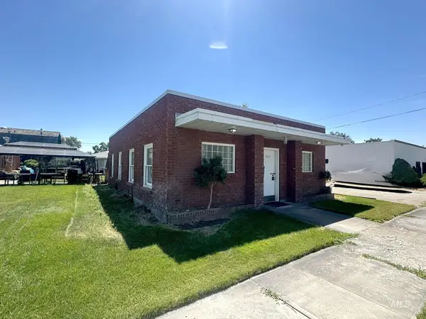 434 W Idaho, Ontario, OR 97914