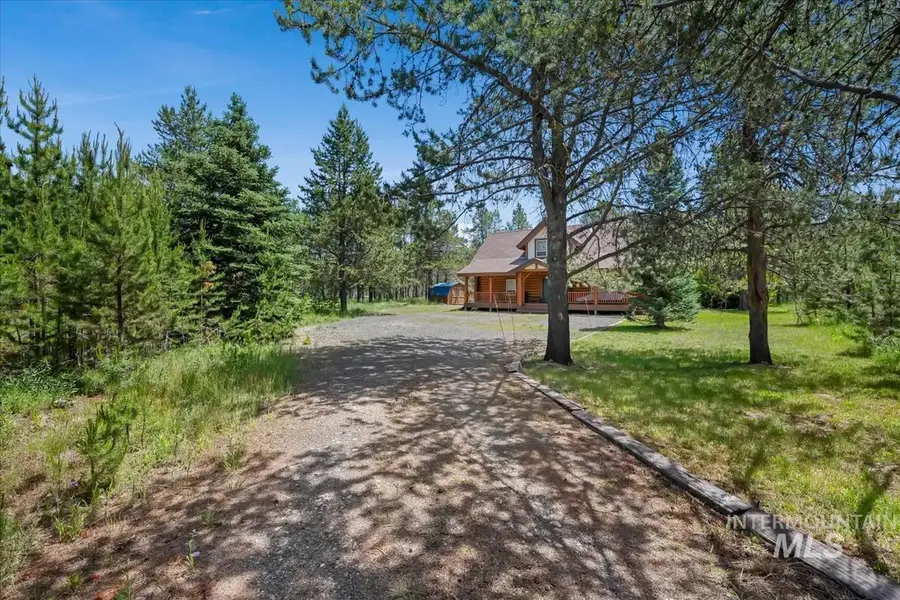 12782 Cascade Dr, Donnelly, ID 83615 - #2