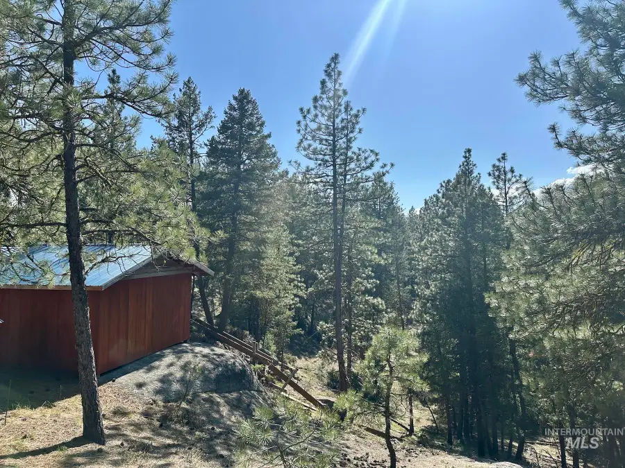 37 Stanley Dr, Cascade, ID 83611 - #2