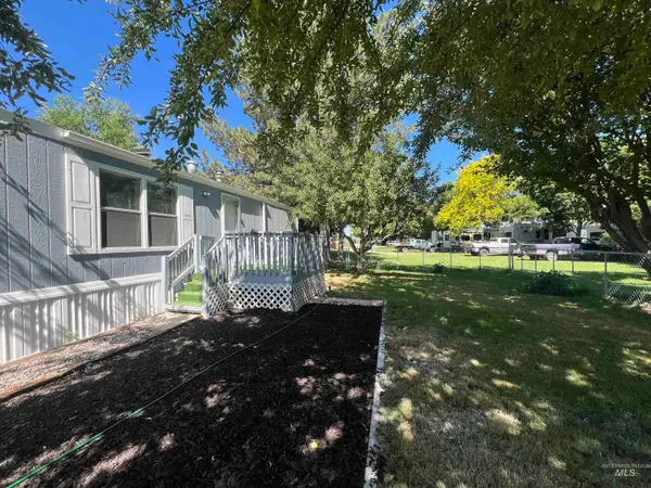 4030 River Resort Dr #22, Homedale, ID 83628