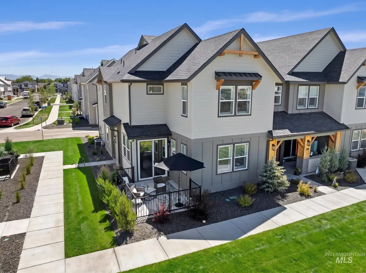 203 S Koyukuk Lane, Star, ID 83669 - #1