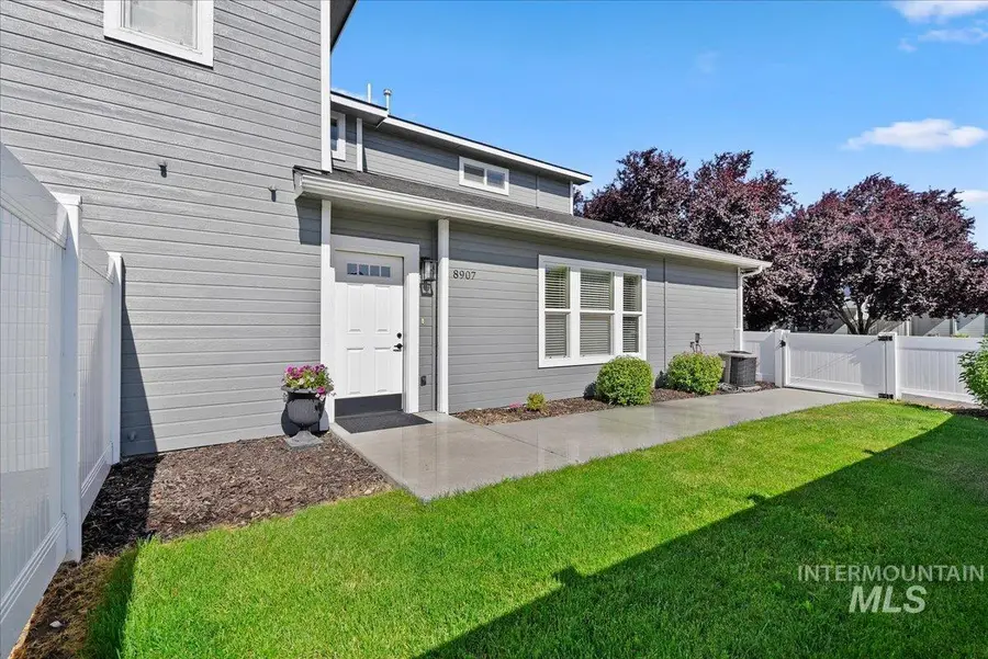 8907 W Candleston Ln, Boise, ID 83709 - #2